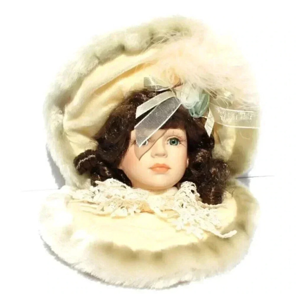 Vtg DanDee Porcelain Victorian Doll Head Holiday Christams Tree Ornament 7" NOS - Picture 1 of 2